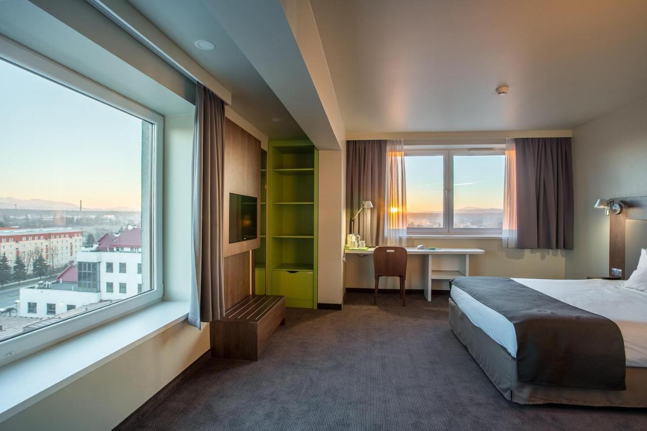 B&B Hotel Nowy Targ Centrum Bagian luar foto